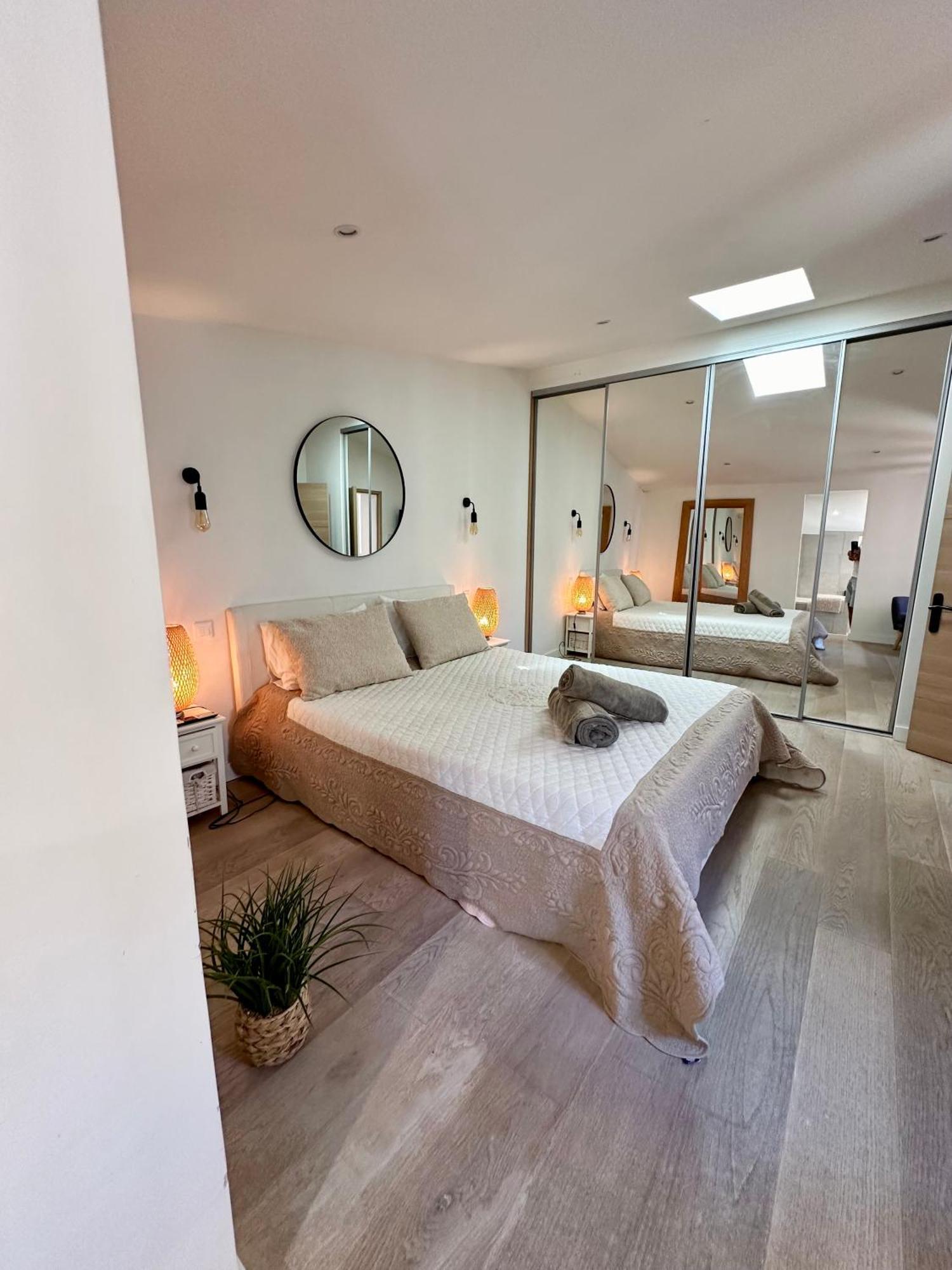 Gorgeous Brand New 2 Bedrooms Antibes Exteriör bild